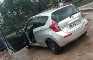 Nissan Note 2012 Gray