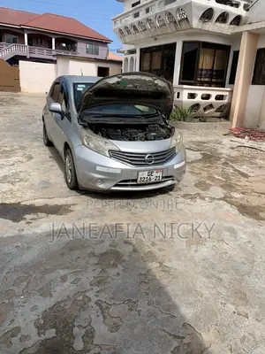 Nissan Note 2012 Gray