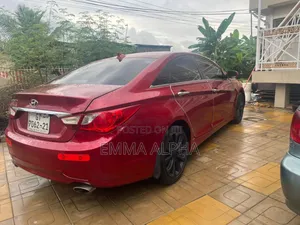 Hyundai Sonata 2013 Red
