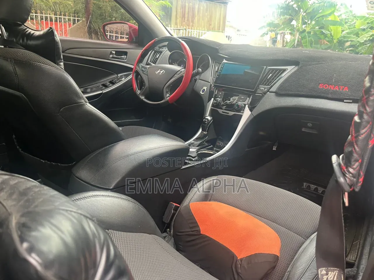 Hyundai Sonata 2013 Red