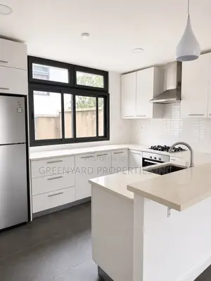 2bdrm Townhouse / Terrace in Park, Oyarifa for rent