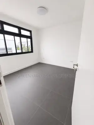 2bdrm Townhouse / Terrace in Park, Oyarifa for rent