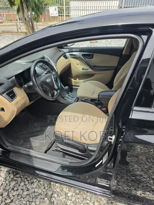 Hyundai Elantra Limited Sedan FWD (1.8L 4cyl 6A) 2013 Black