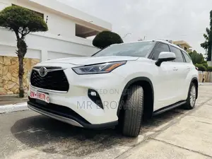 Toyota Highlander Platinum 2021 White