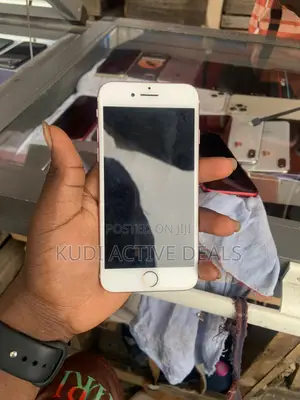 Apple iPhone 7 32 GB Gold