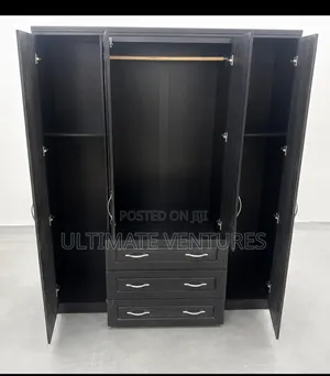 Luxury 4-door Wardrobe With 2 Front Mirrors 3 Drawers