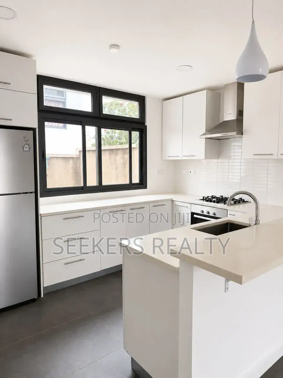 2bdrm Townhouse / Terrace in Seekers Realty, Oyarifa Mall Area for rent