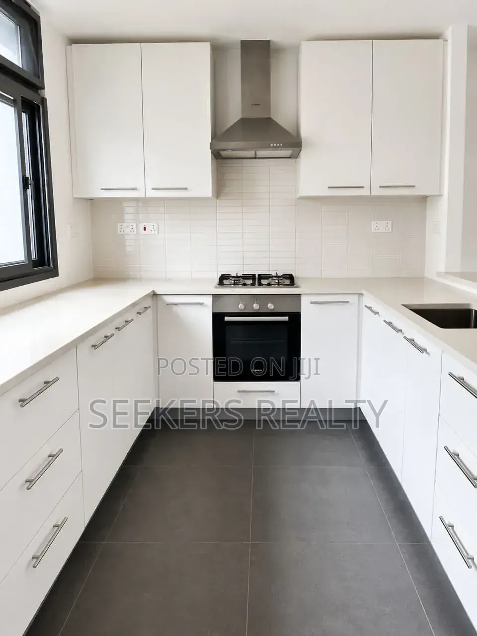 2bdrm Townhouse / Terrace in Seekers Realty, Oyarifa Mall Area for rent