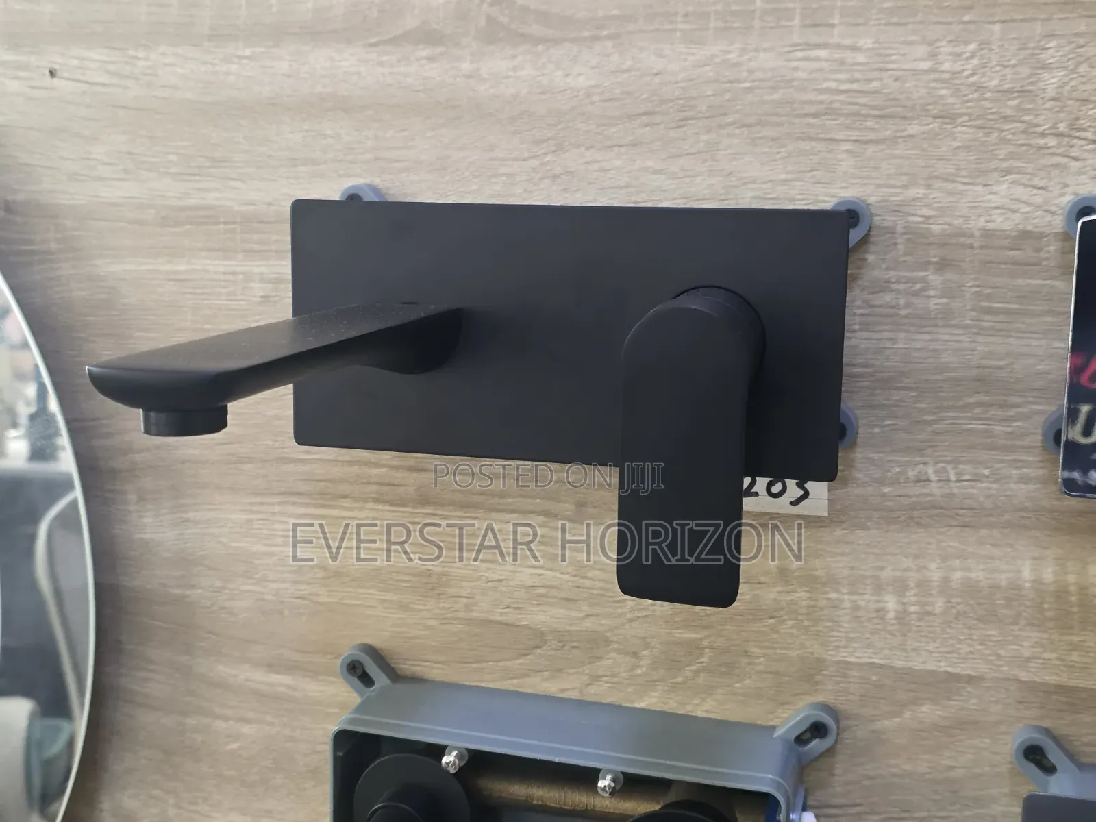 Modern Style Concealed Basin Faucet Concealed Hot/Cold Brass Mixer