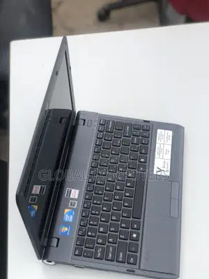 Laptop Sony VAIO E11125CN 6GB Intel Core i3 HDD 320GB