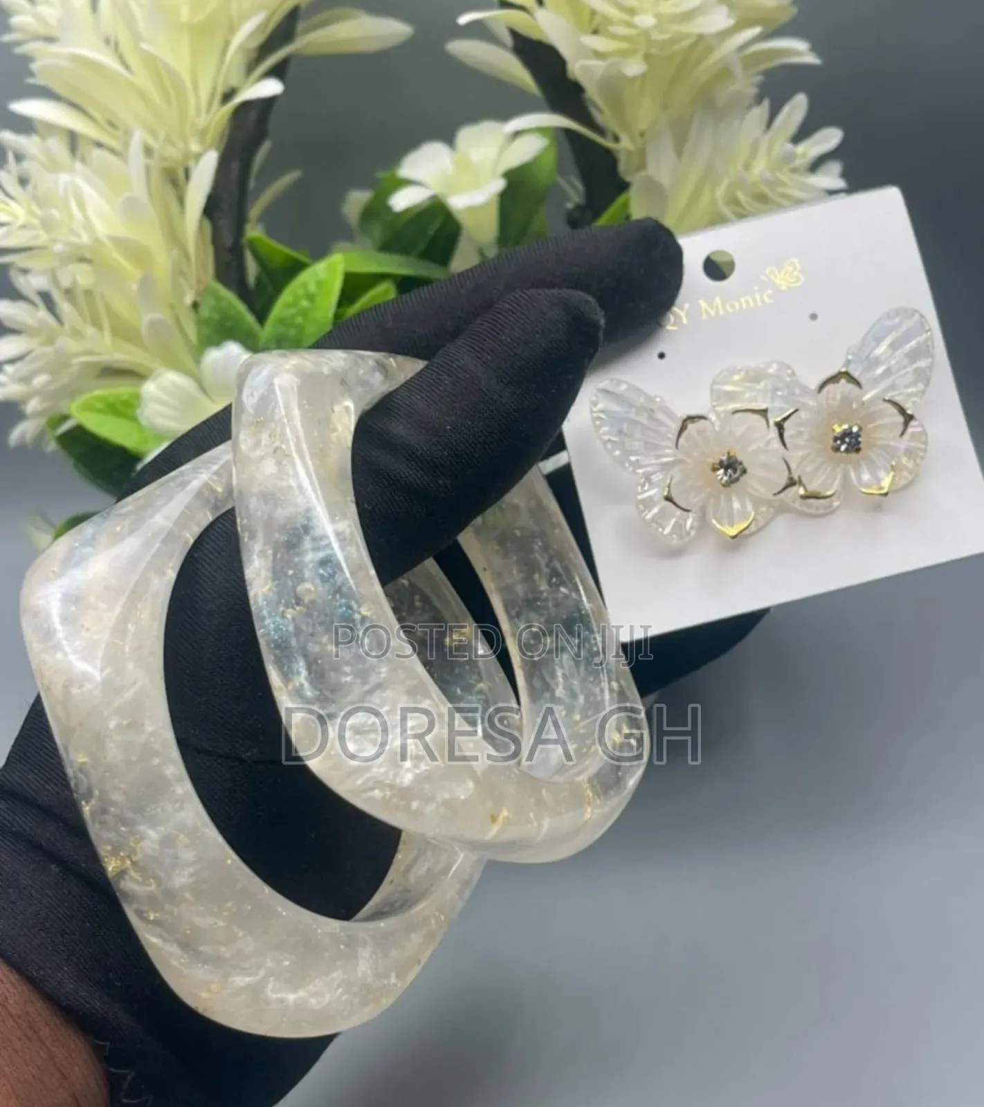 Acrylic Bangle Set With Matching Earrings – 2 Bangles Set