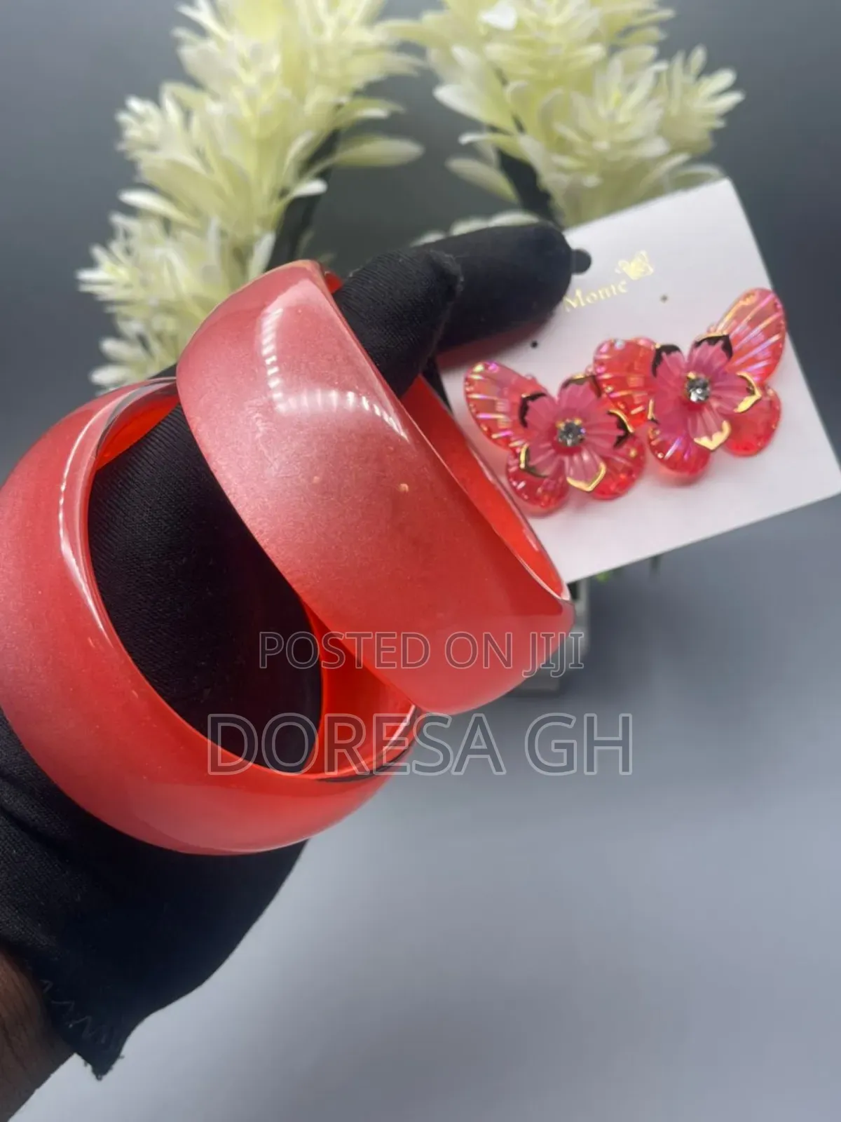 Acrylic Bangle Set With Matching Earrings – 2 Bangles Set