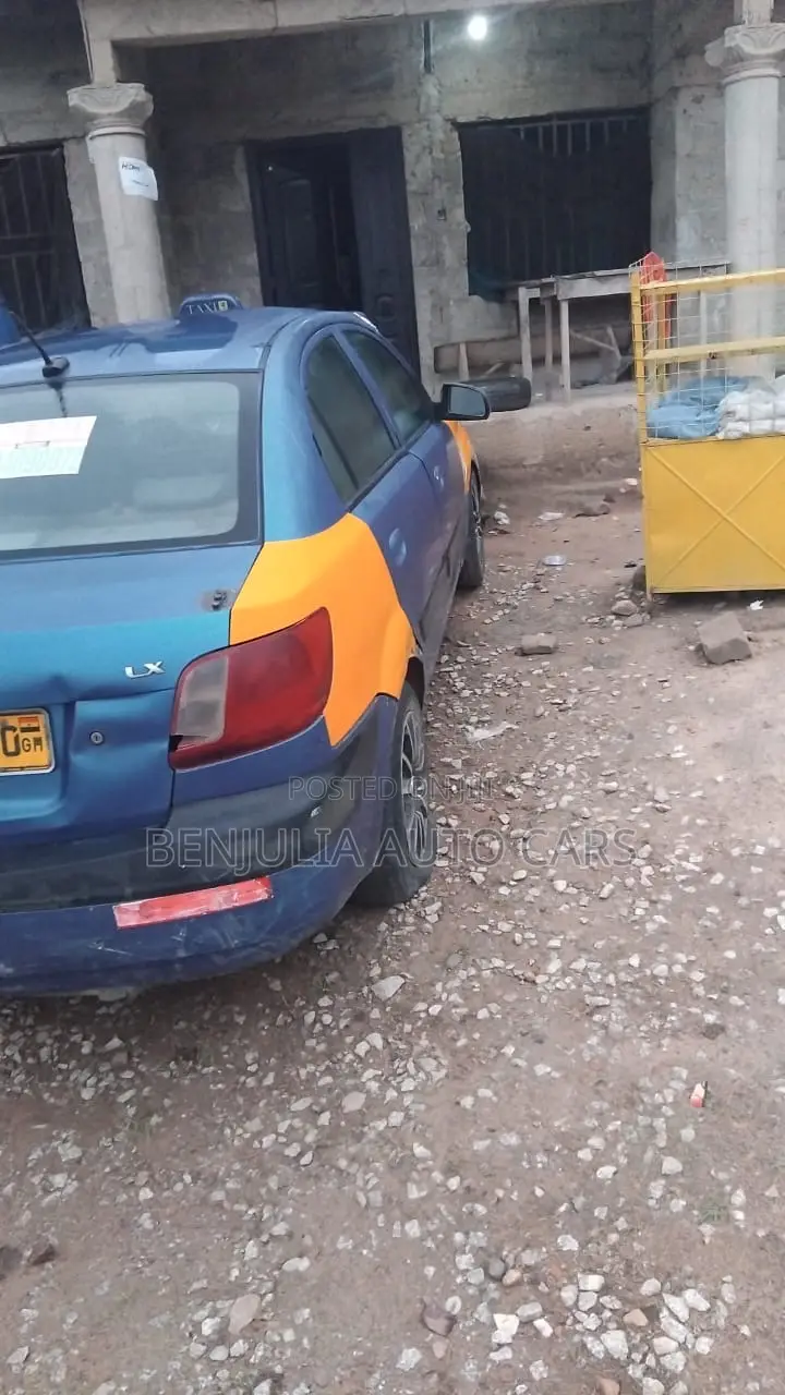 Kia Rio 2010 Blue