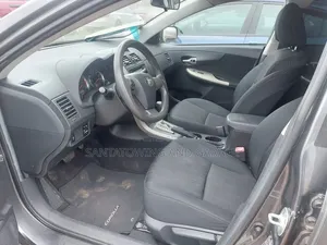 Toyota Corolla 2013 Gray