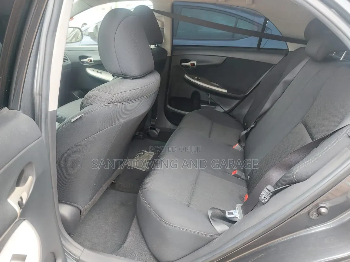 Toyota Corolla 2013 Gray