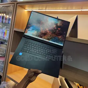 Laptop Gigabyte AORUS 17G 32GB Intel Core i7 SSD 1T
