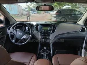 Hyundai Santa Fe 2016 White