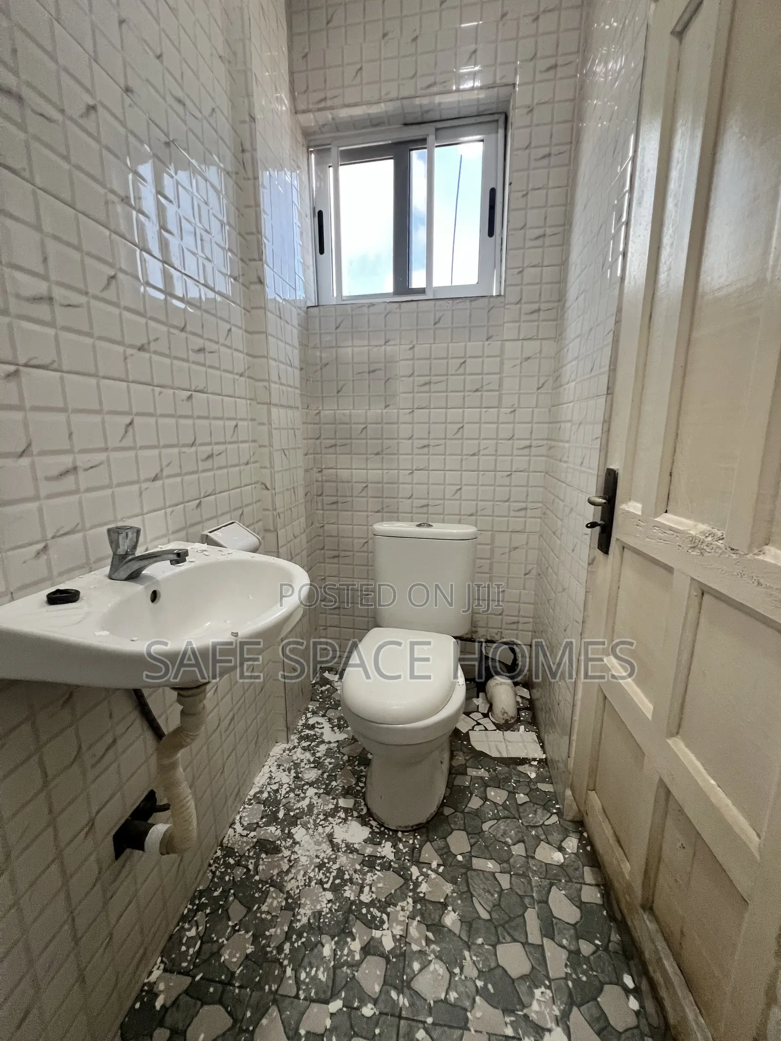 1bdrm Apartment in Burma Camp for rent