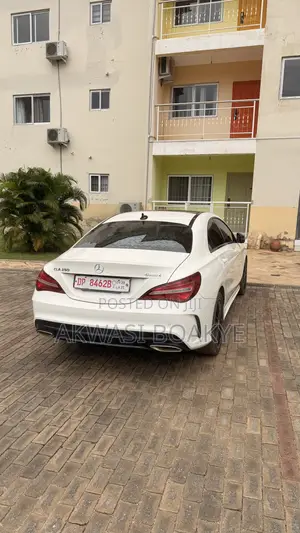 Mercedes-Benz CLA-Class CLA 250 4MATIC Sedan 2018 White