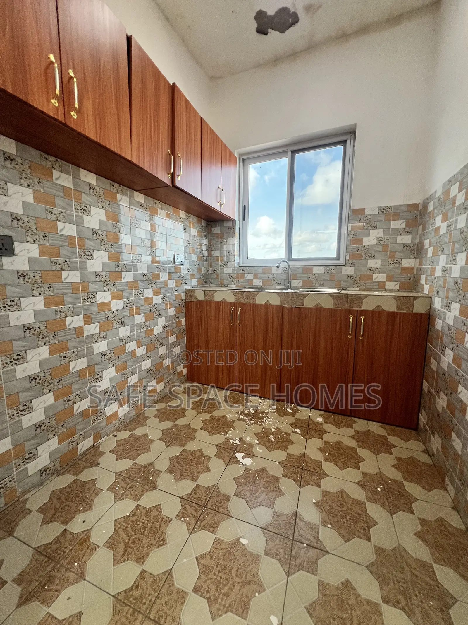 1bdrm Apartment in Burma Camp for rent