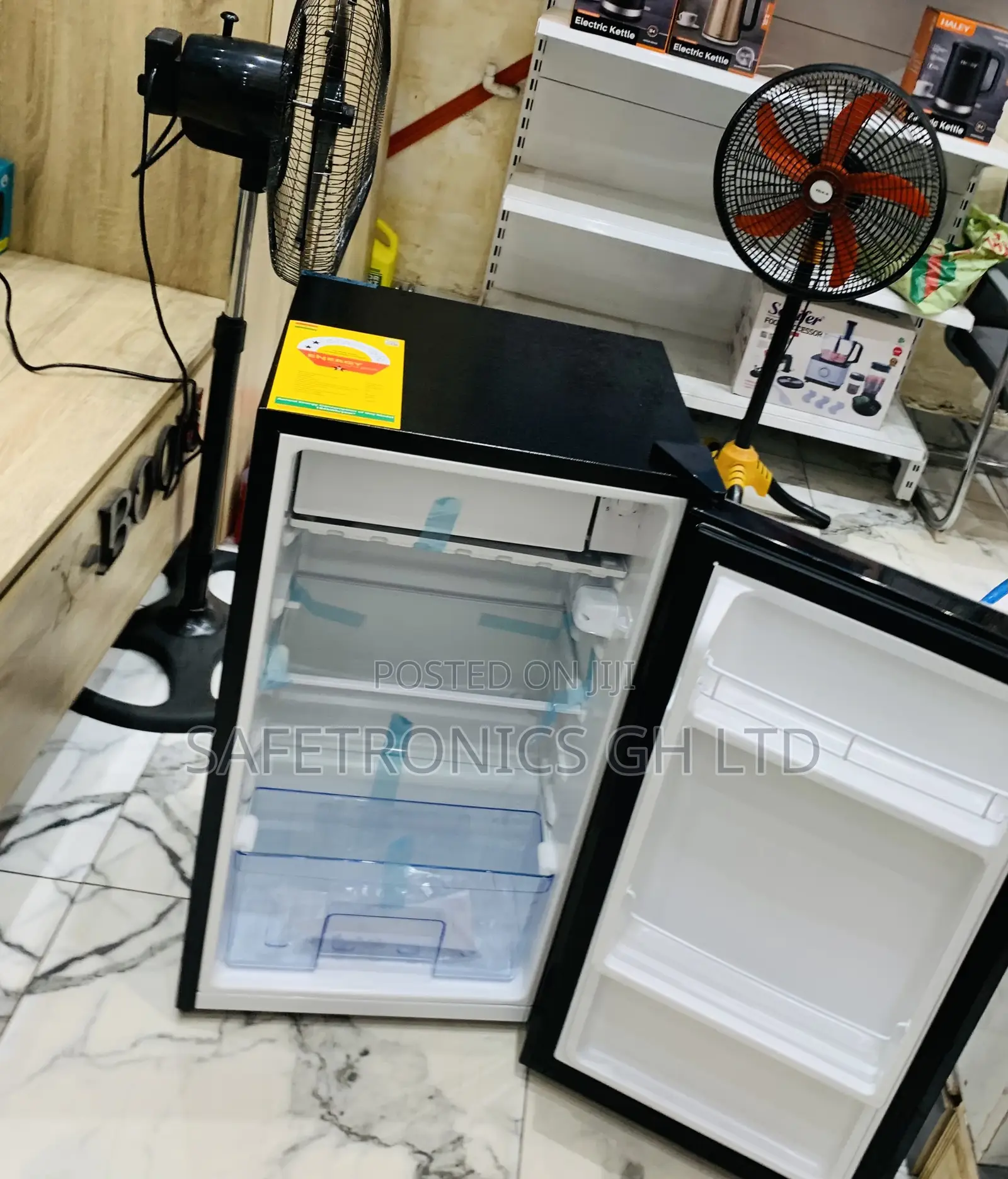 Check Out Pearl Refrigerator 86liters Pf109 Tabletop Black