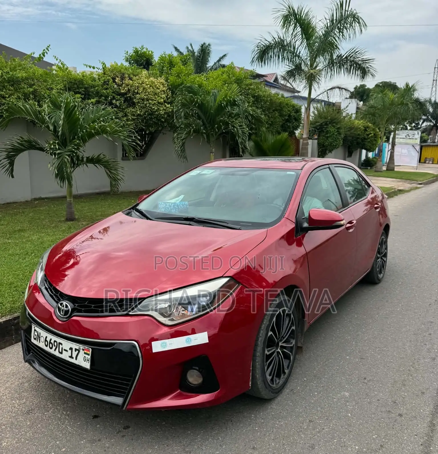 Toyota Corolla S 4dr Sedan (1.8L 4cyl CVT) 2015 Red