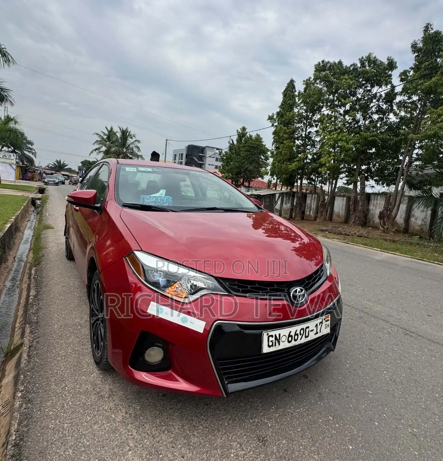 Toyota Corolla S 4dr Sedan (1.8L 4cyl CVT) 2015 Red