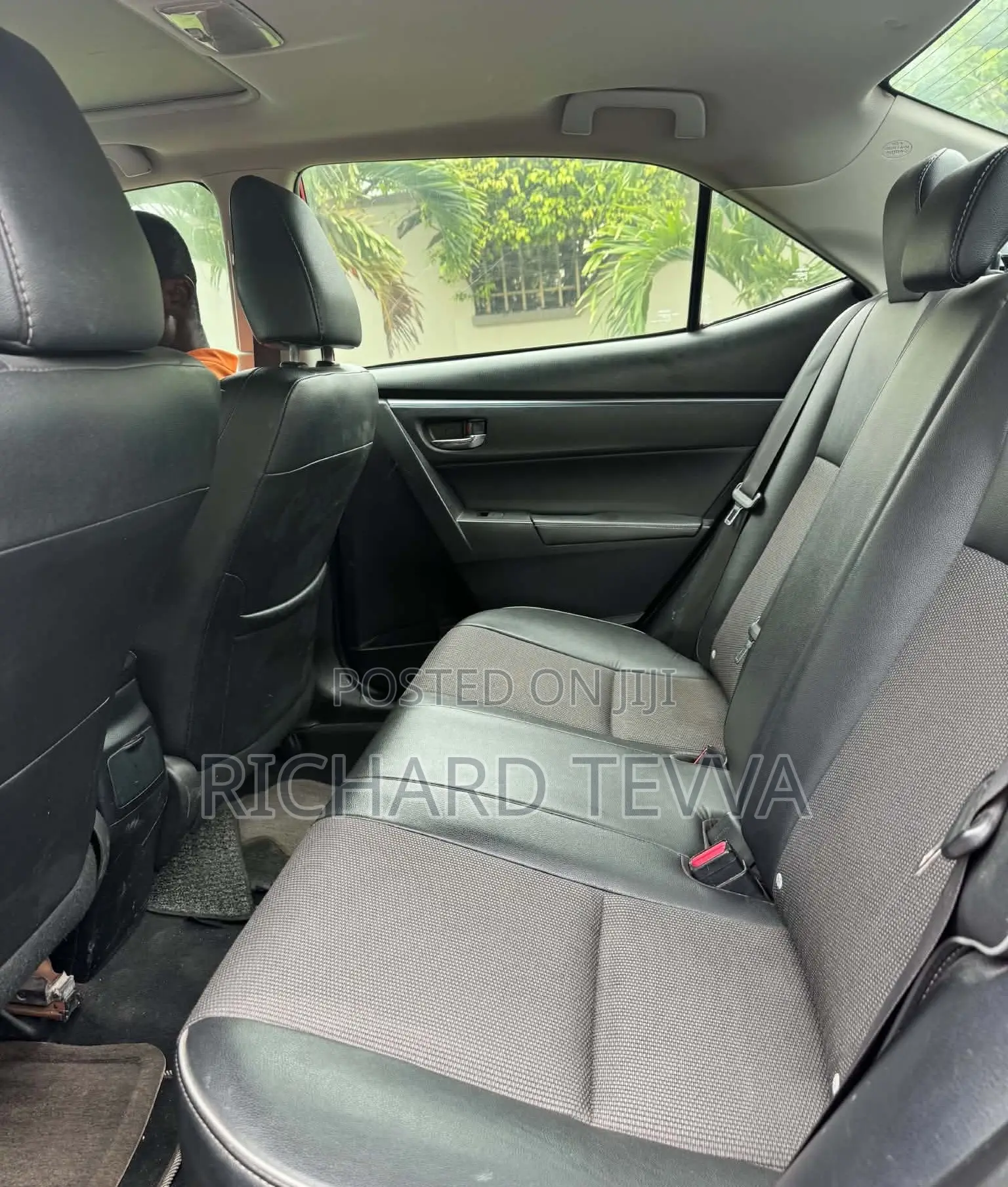 Toyota Corolla S 4dr Sedan (1.8L 4cyl CVT) 2015 Red