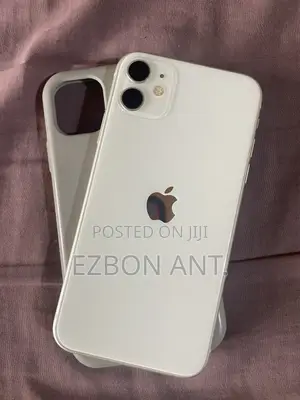 Apple iPhone 11 64 GB White