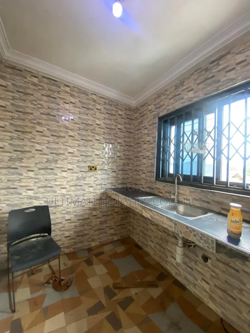 1bdrm Apartment in Odokor, Official Town for rent