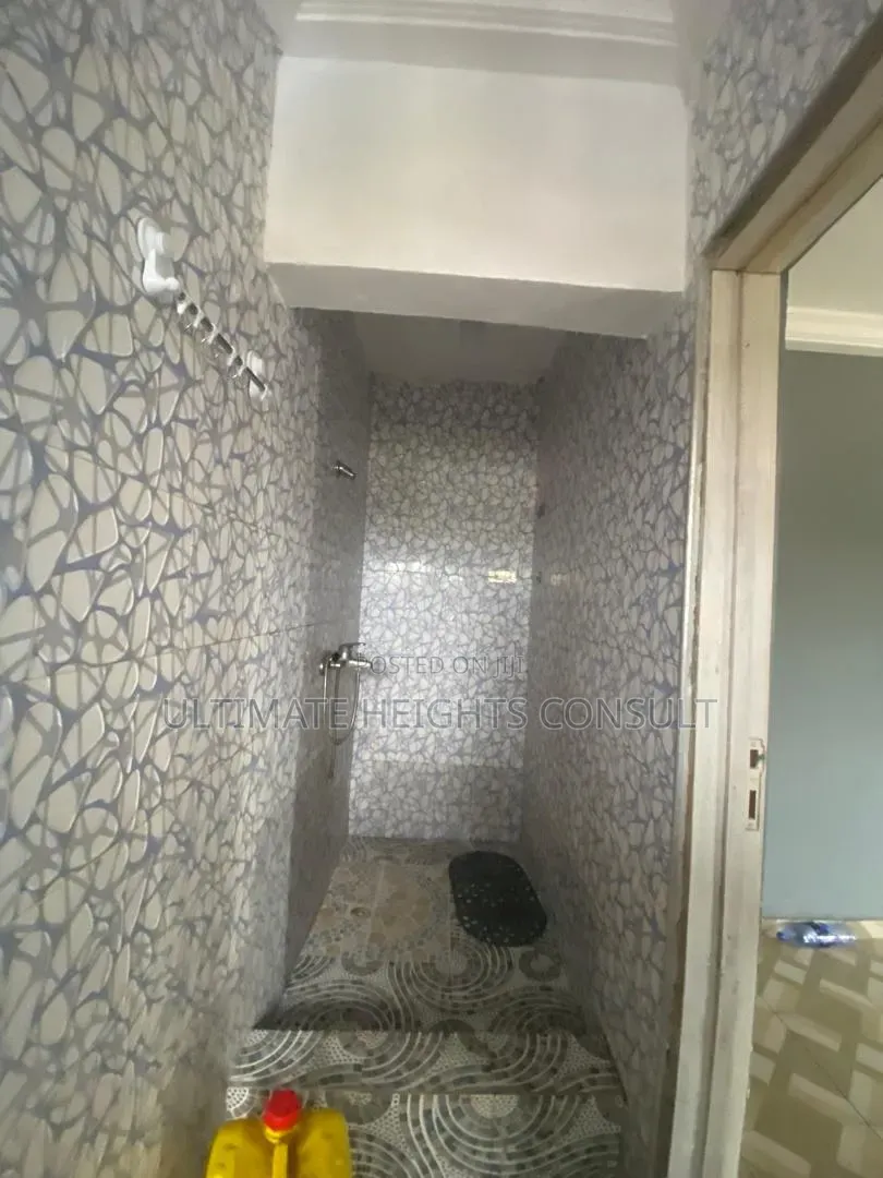 1bdrm Apartment in Odokor, Official Town for rent