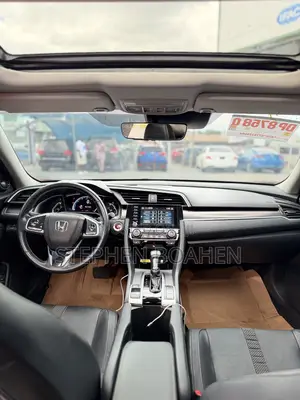 Honda Civic Touring Sedan 2020 Red