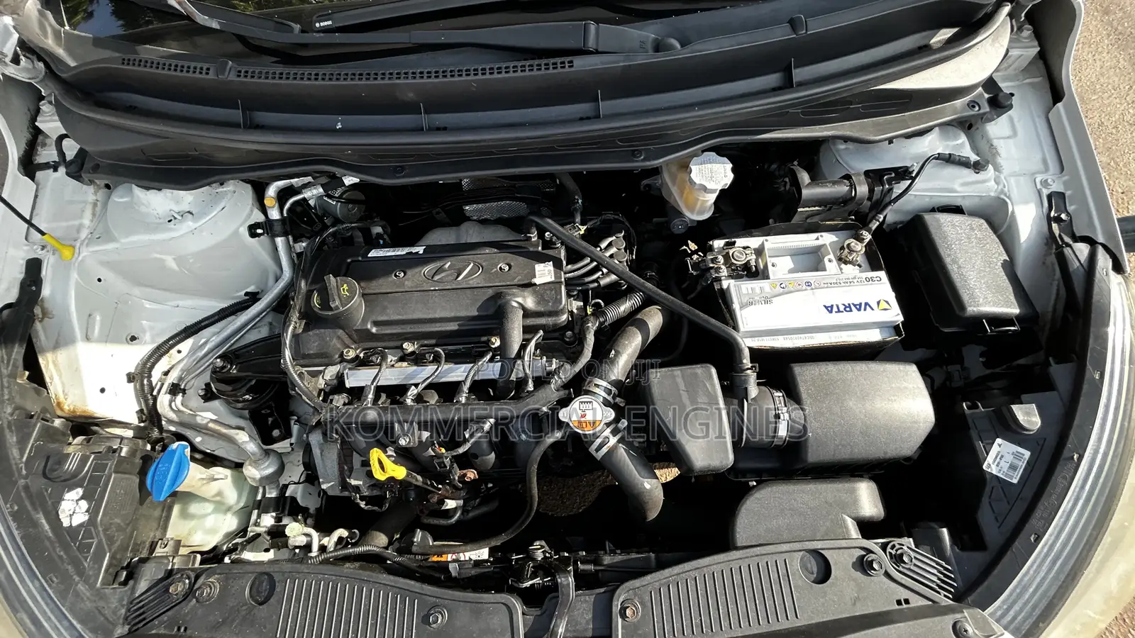 Hyundai i20 1.2 Kappa Petrol with Dual VTVT (MT) 2014 White