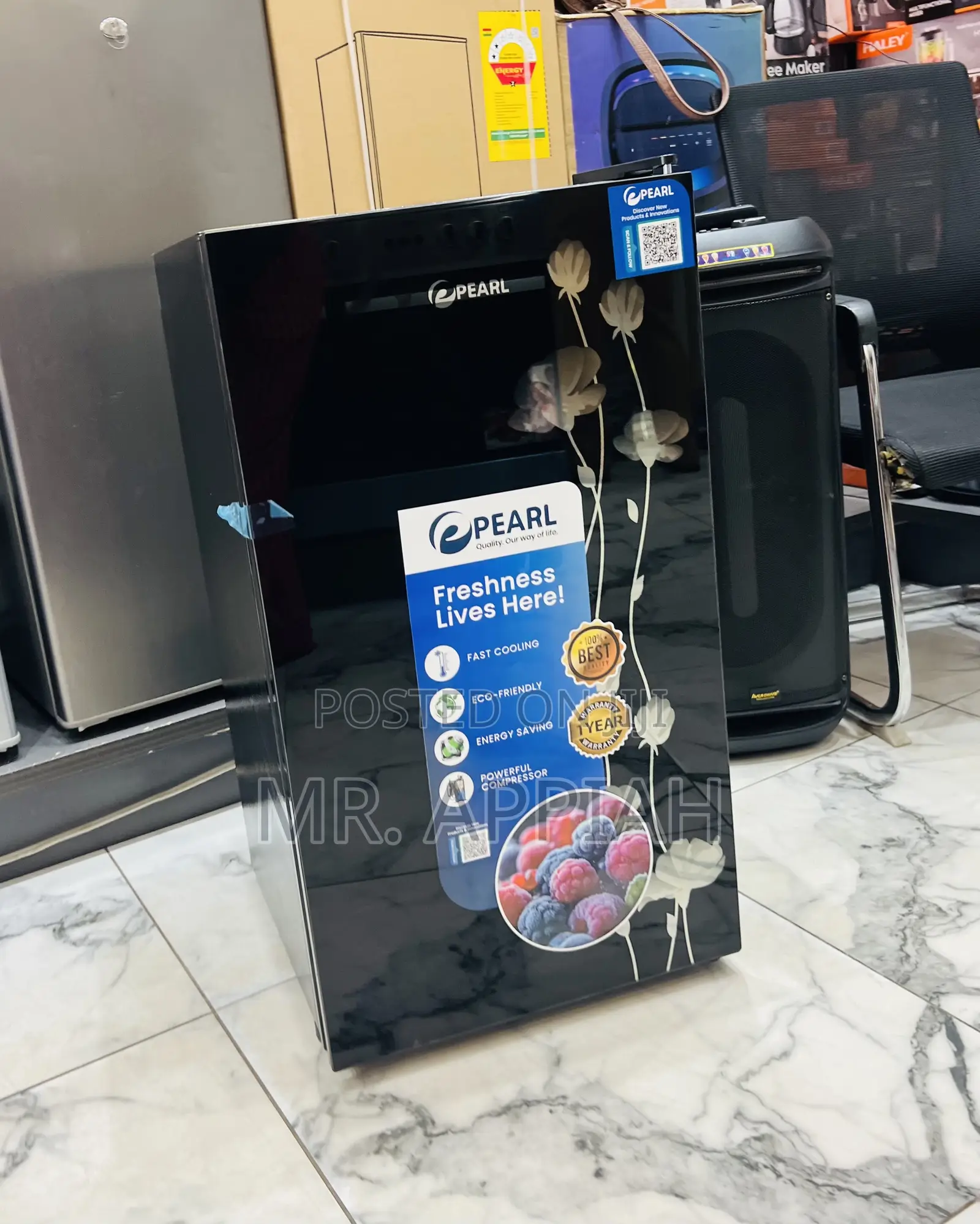 Premium Pearl Single Door Table Top Fridge(80l)Mirror 