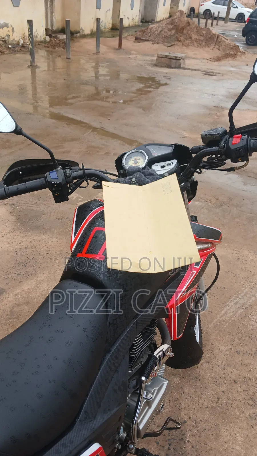 Royal Motorcycle 2025 Black