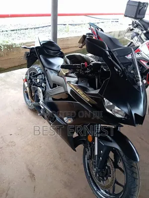 Yamaha YZF-R 2022 Black