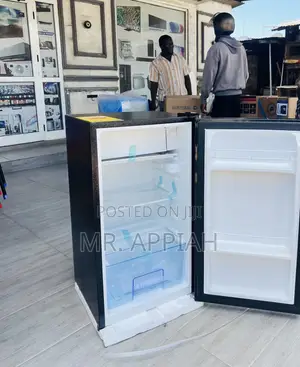 Pearl Single Door Table Top Refrigerator(Glass Mirror)Pf-109-2b 