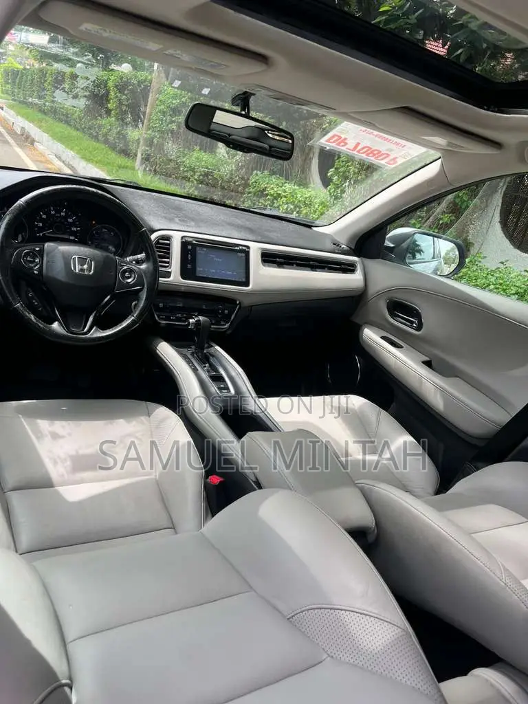Honda HR-V 4dr SUV (1.5L 4cyl CVT) 2016 Silver