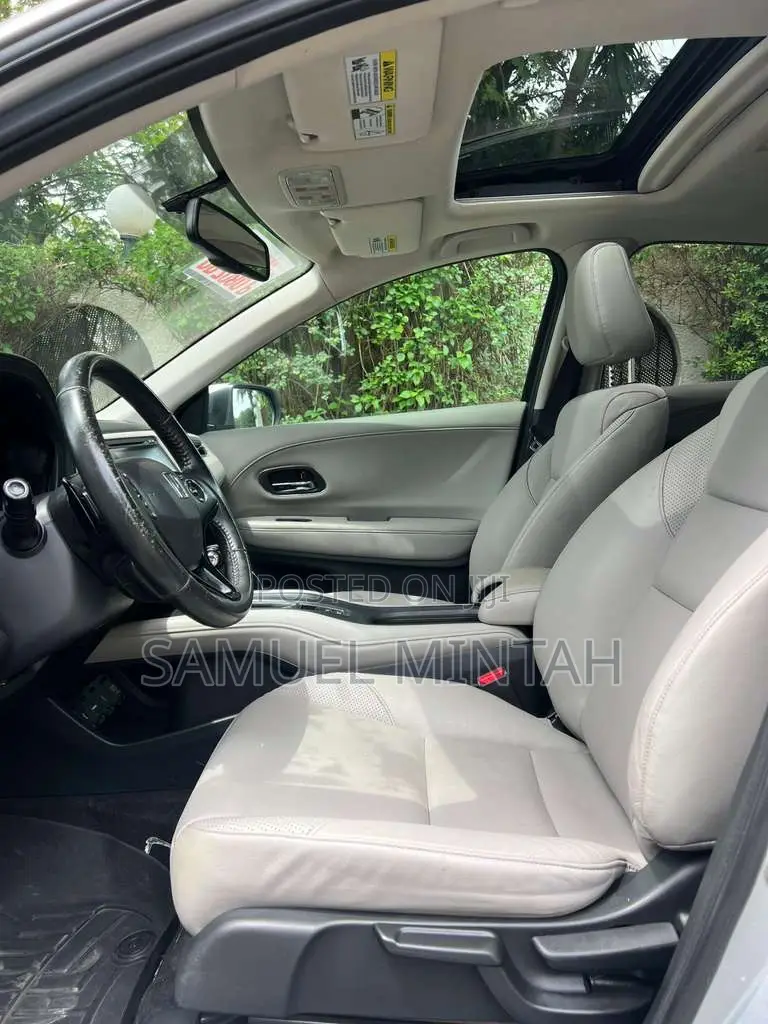 Honda HR-V 4dr SUV (1.5L 4cyl CVT) 2016 Silver