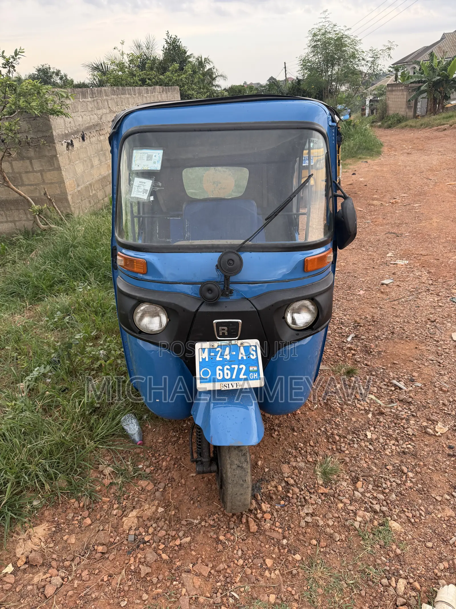 Bajaj RE 2024 Blue