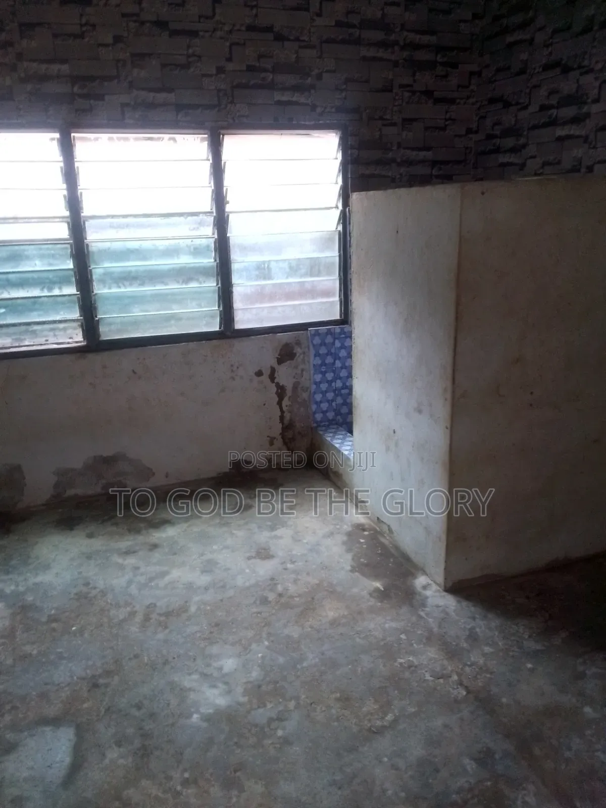 1bdrm Apartment in Madina for rent