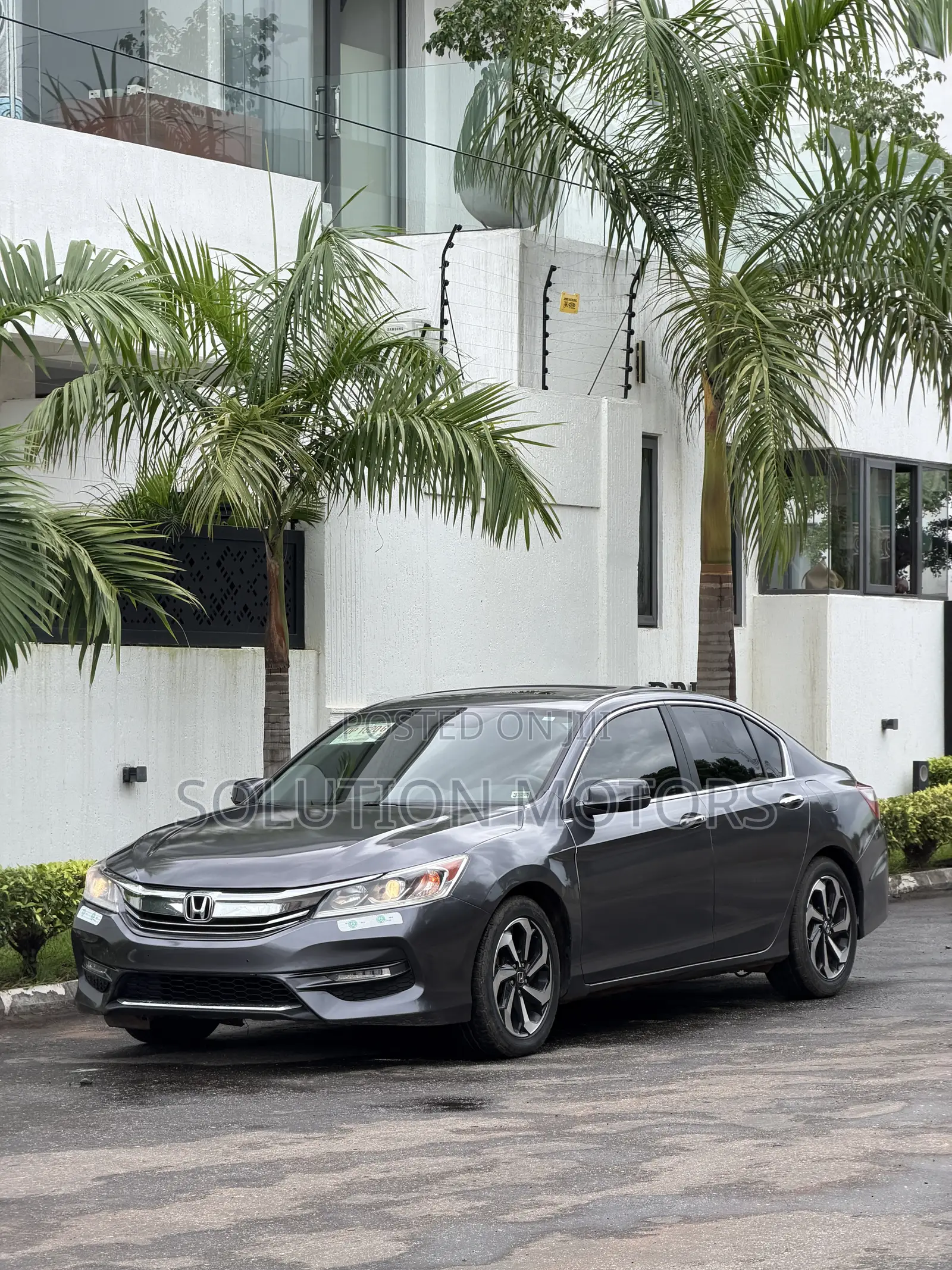 Honda Accord EX-L 4dr Sedan FWD (2.4L 4cyl 2A) 2016 Gray