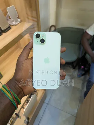 Apple iPhone 15 Plus 128 GB Green