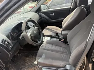 Hyundai Elantra 2010 Black