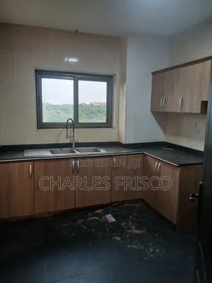 2bdrm Apartment in Ogbojo Junction, American House for rent