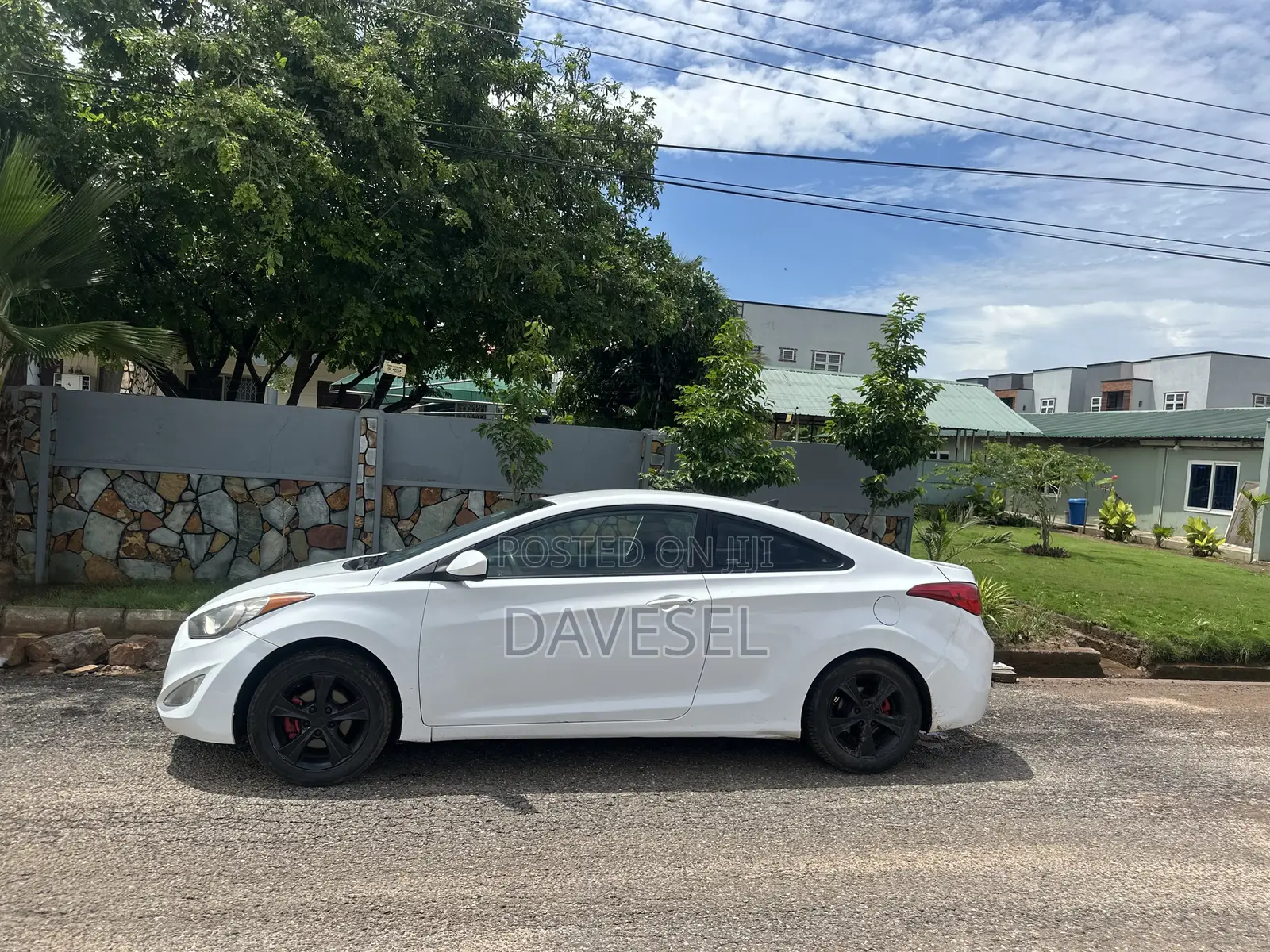 Hyundai Elantra 2013 White