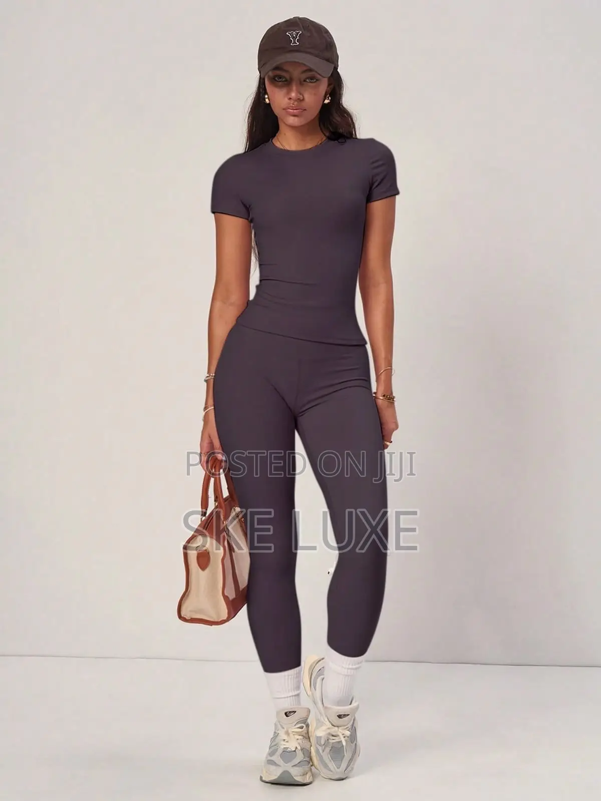 Women's Two-Piece Short-Sleeve Activewear Set
