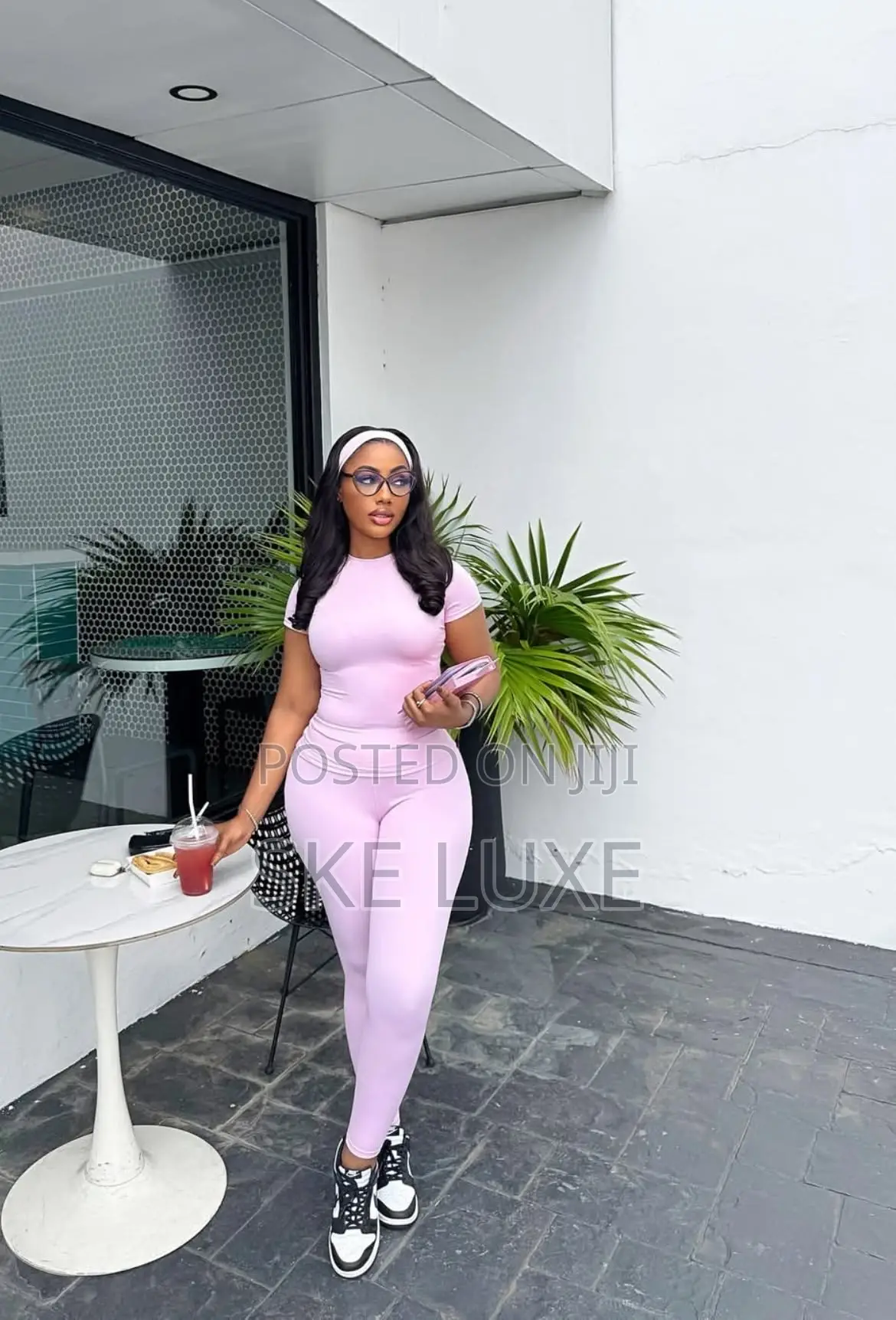 Women's Two-Piece Short-Sleeve Activewear Set