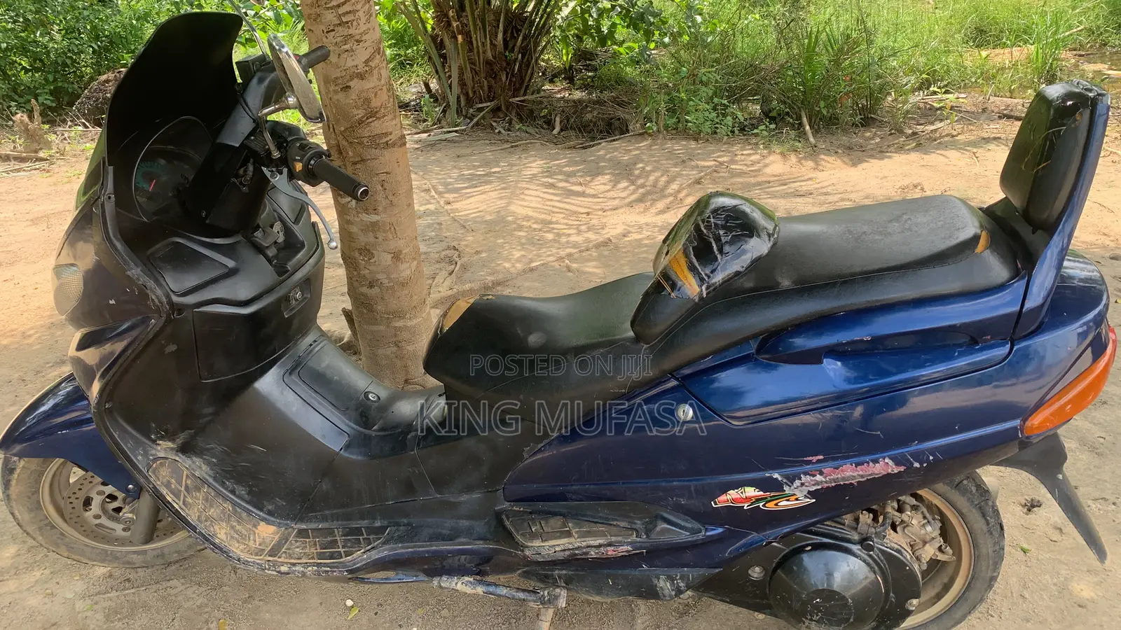 Suzuki Burgman 2012 Blue