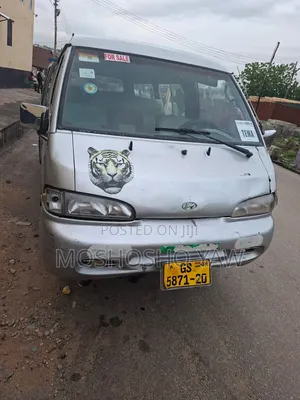Hyundai H-100 1998 Silver